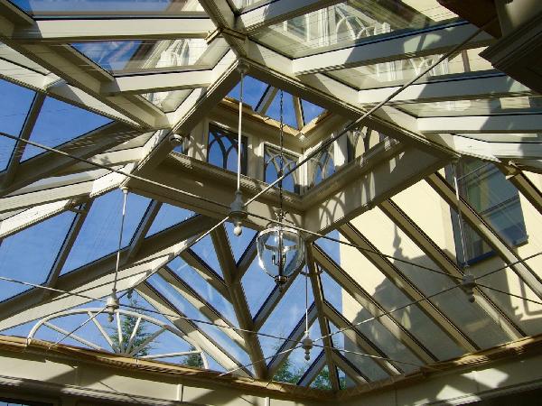 Wintergarten in Paderborn Detail Dach / Lftung / Laterne