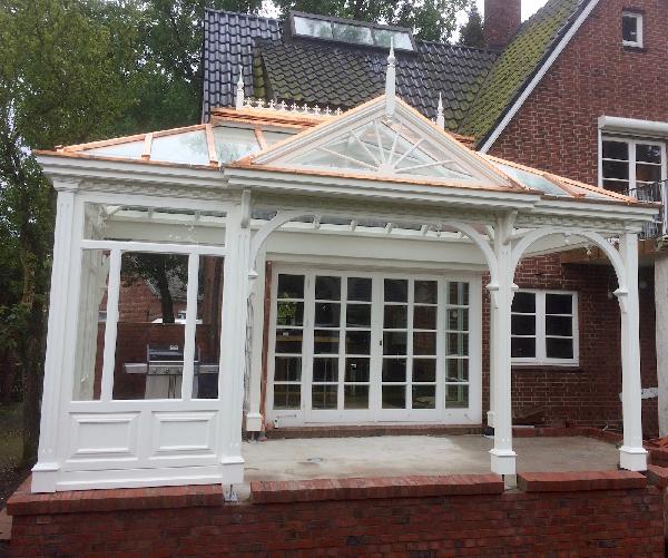 Terrassenberdachung im englischen Stil in Hamburg Auenansicht