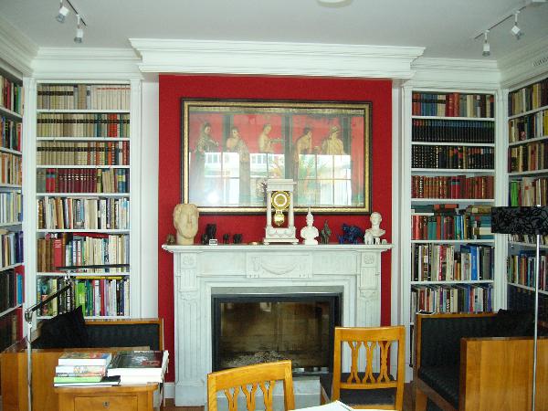 Wintergarten angrenzende Bibliothek