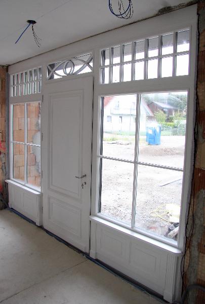 Gerumiger englischer Wintergarten am Bodensee Innenansicht Nebeneingang