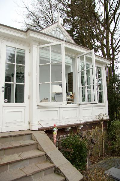 Die Fenster dieses Wintergartens lassen sich nach au�en �ffnen.