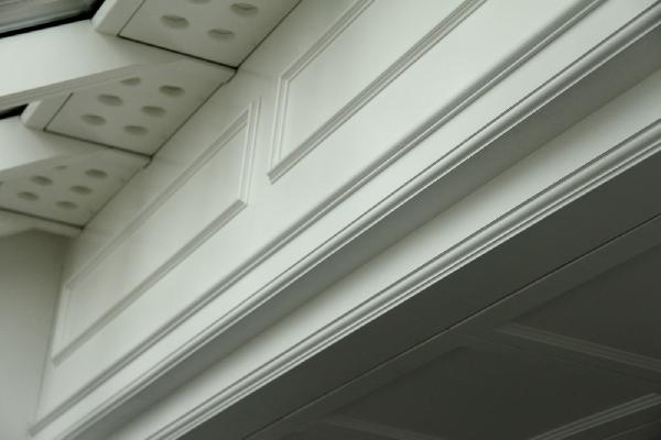 Detailaufnahme Entl�ftung. Das Bild zeigt die elektromotorisch angesteuerte Schiebel�ftung